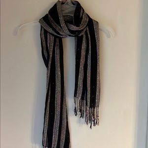 Lightweight scarf
